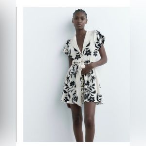 Zara Black and White Linen Shirt Dress. Size Large.